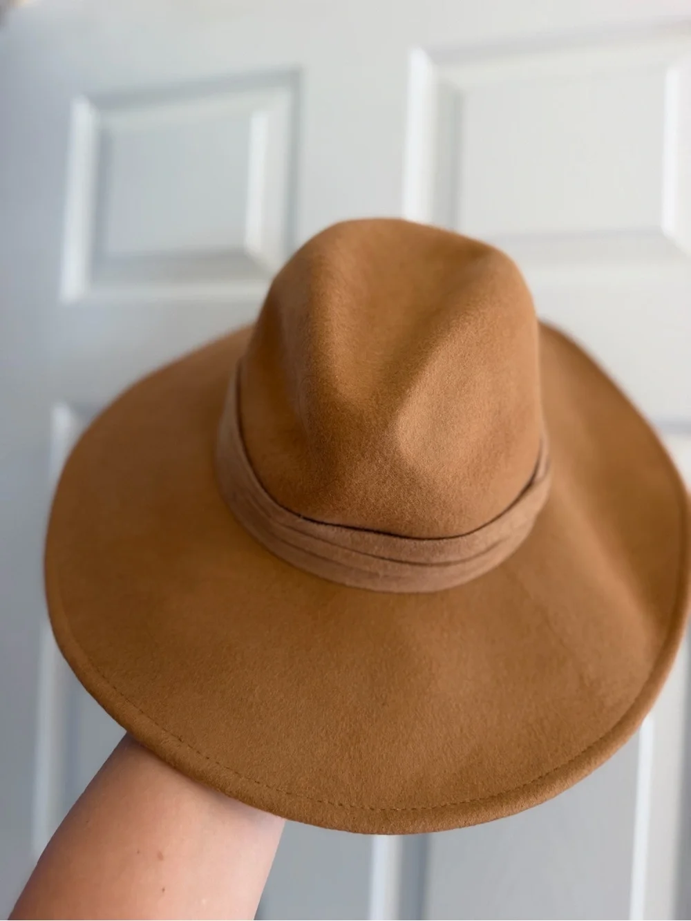 Classic Wide-Brim Women’s Felt Hat - Brown - Carley Jean Los Angeles Black